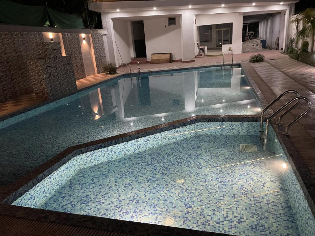 SUMEDHA G Village Resort&Spa Raiwala Exterior foto